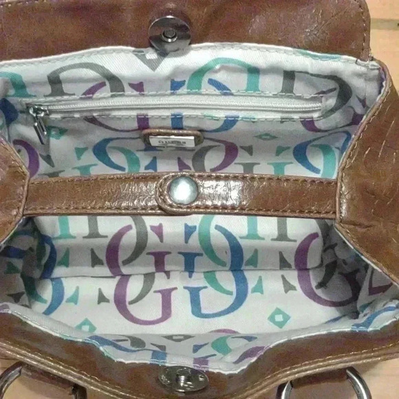 Guess small brown‎ satchel - Picture 7 of 9